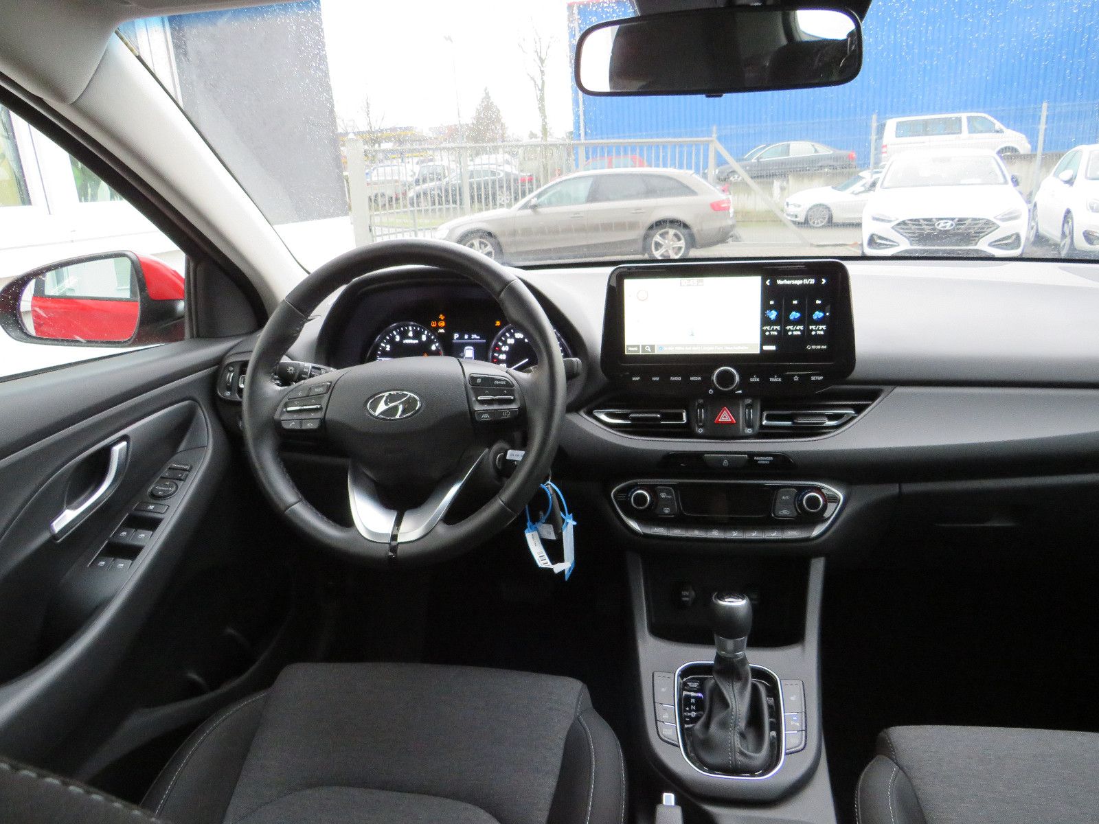 Fahrzeugabbildung Hyundai i30 1.0 T-GDI Hybrid DCT LED- und Navi