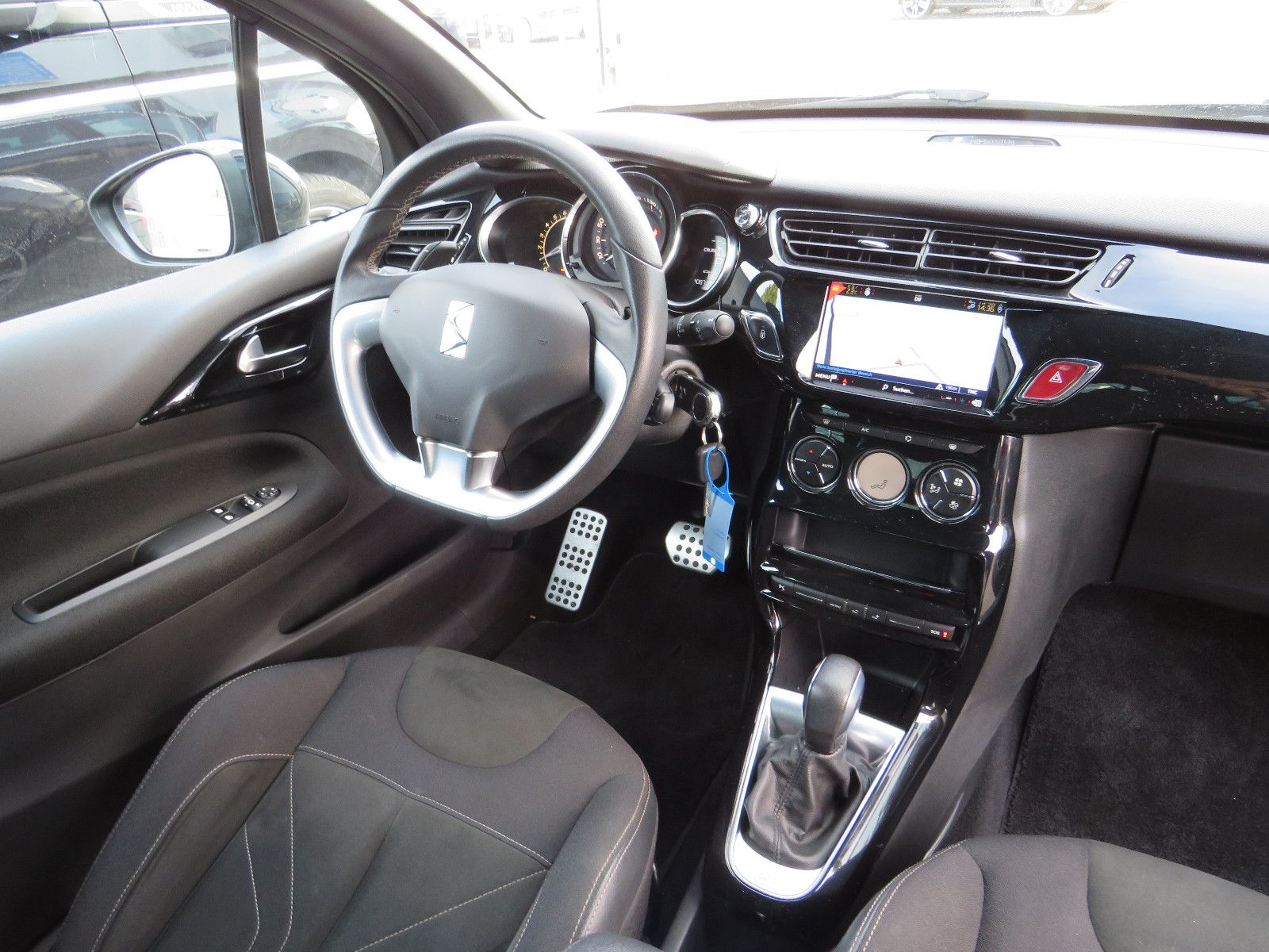 Fahrzeugabbildung Citroën DS3 Forever