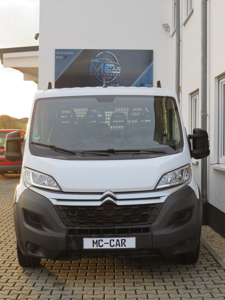 Fahrzeugabbildung Citroën Jumper Pritsche Doka. 35 L4 Heavy Plus Solution