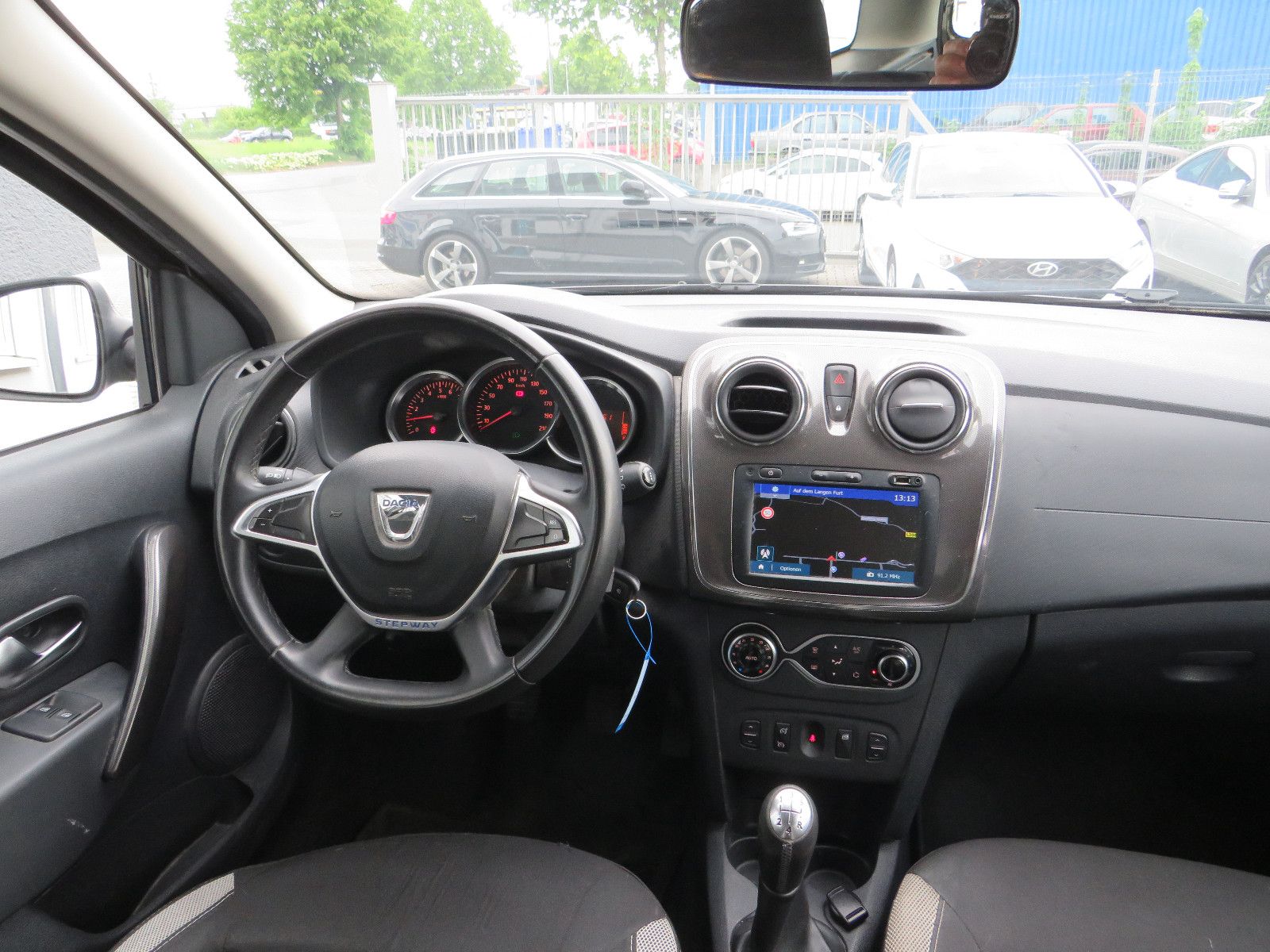 Fahrzeugabbildung Dacia Logan MCV II Kombi Stepway