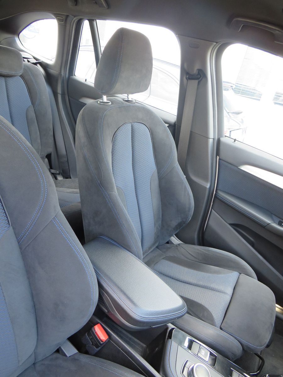 Fahrzeugabbildung BMW X1 sDrive 20 i M Sport