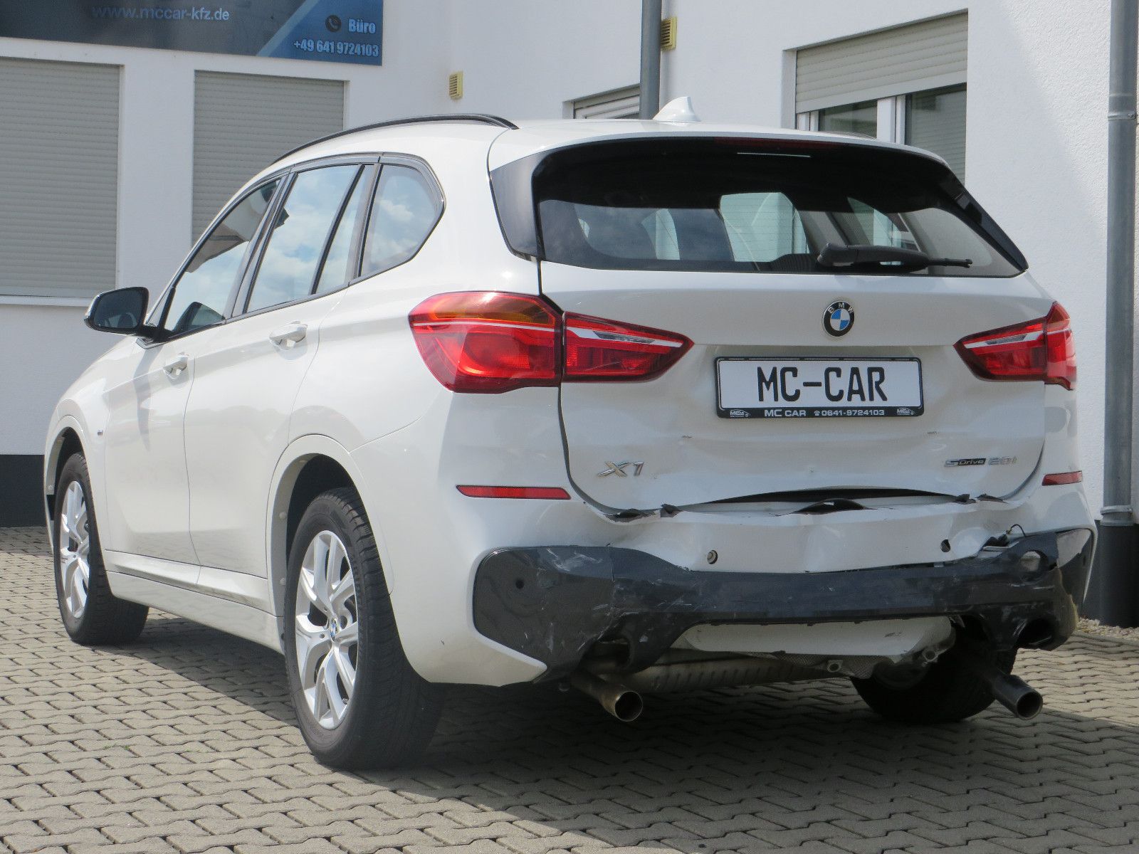Fahrzeugabbildung BMW X1 sDrive 20 i M Sport
