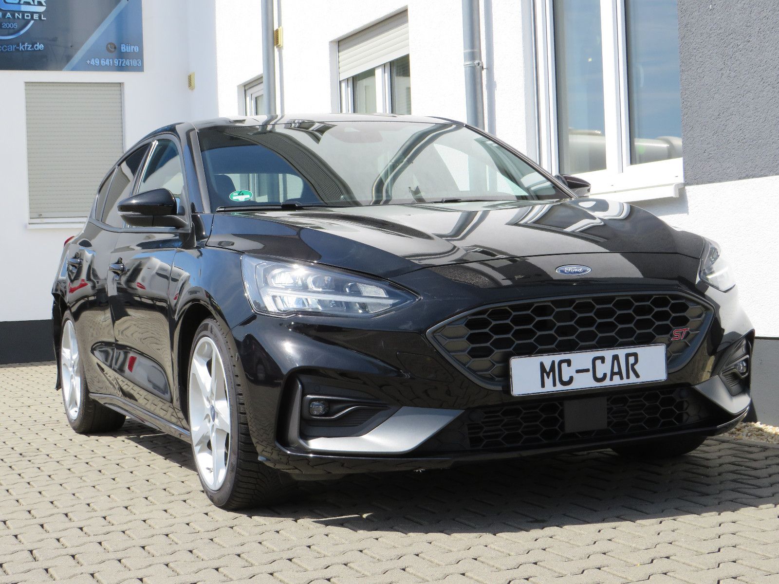 Fahrzeugabbildung Ford Focus Lim. ST