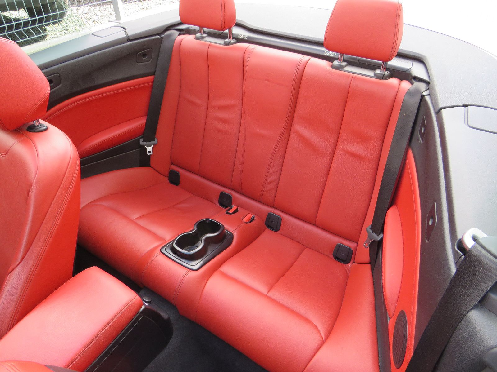 Fahrzeugabbildung BMW 220 2 Cabrio 220 i M Sport