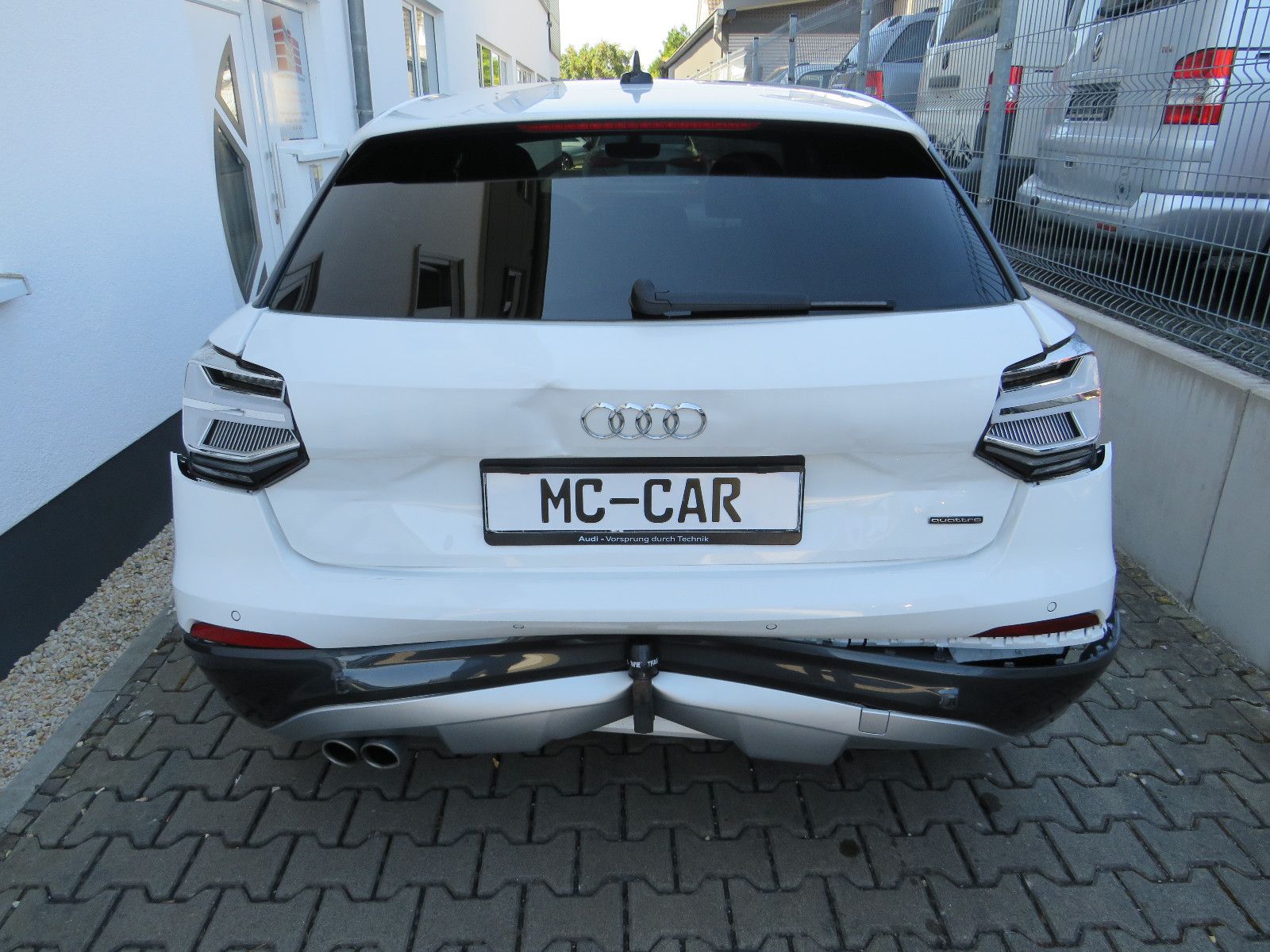 Fahrzeugabbildung Audi Q2 40 TFSI quattro design