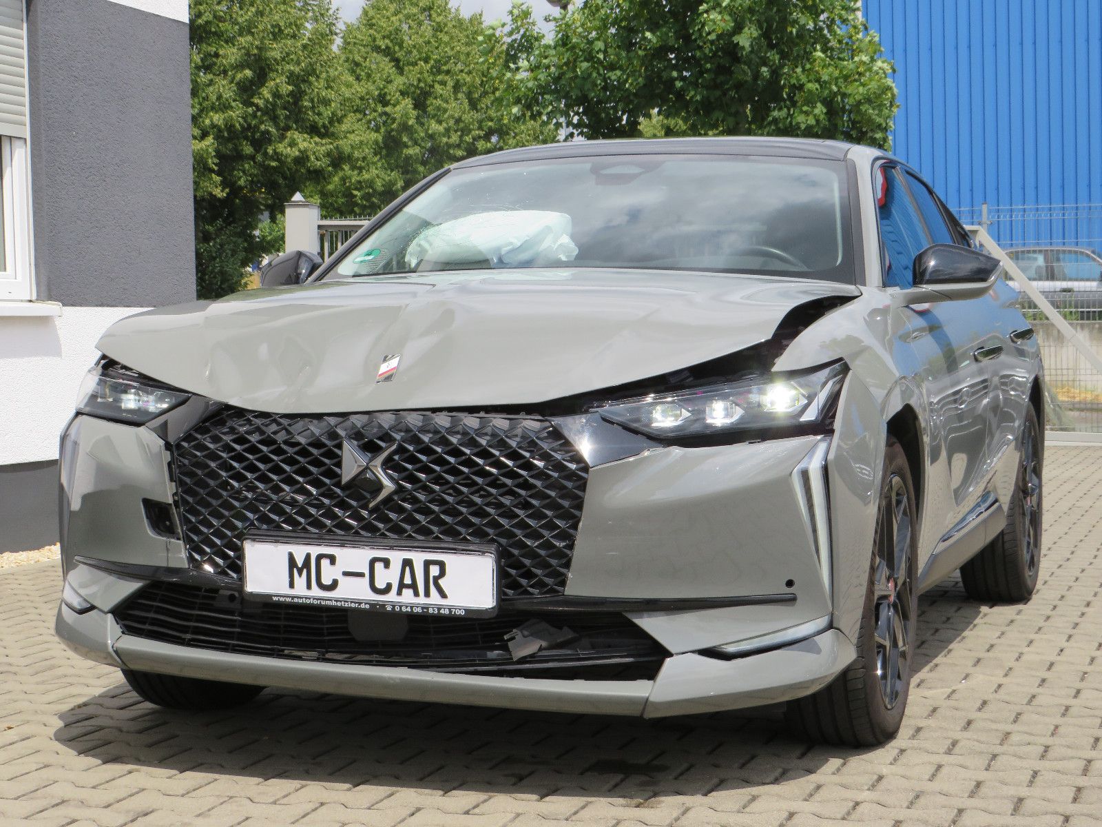 Fahrzeugabbildung DS Automobiles DS4 E-Tense Performance Line + Automatik