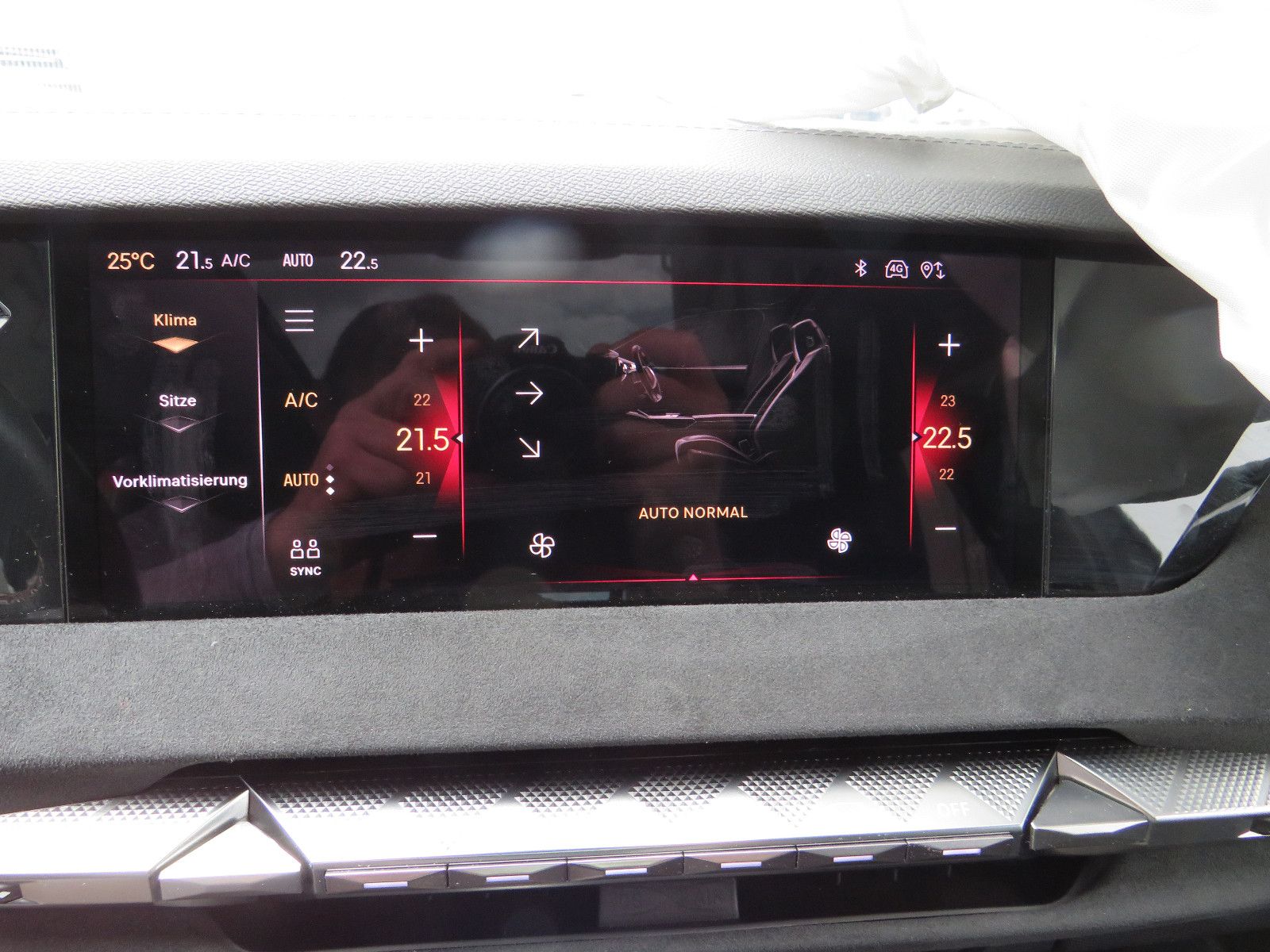 Fahrzeugabbildung DS Automobiles DS4 E-Tense Performance Line + Automatik