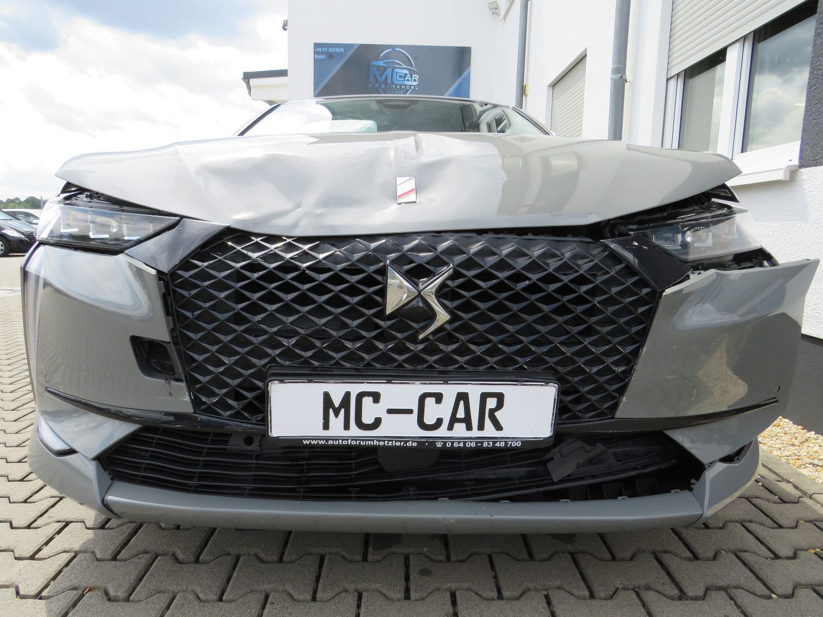 Fahrzeugabbildung DS Automobiles DS4 E-Tense Performance Line + Automatik