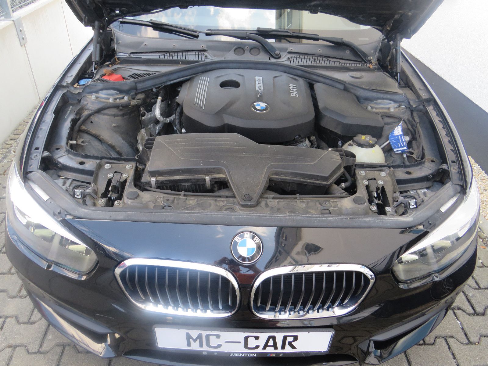 Fahrzeugabbildung BMW 118 1 Limousine 5-trg. 118 i Advantage