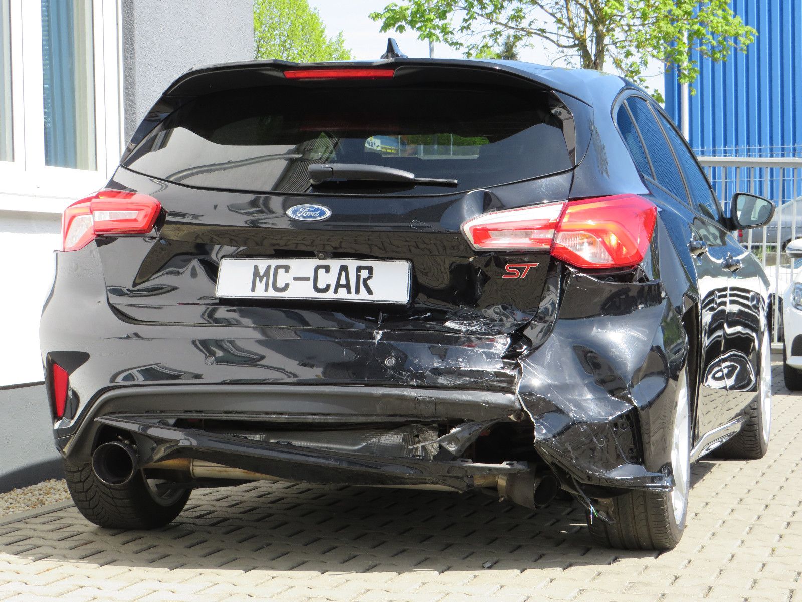 Fahrzeugabbildung Ford Focus Lim. ST