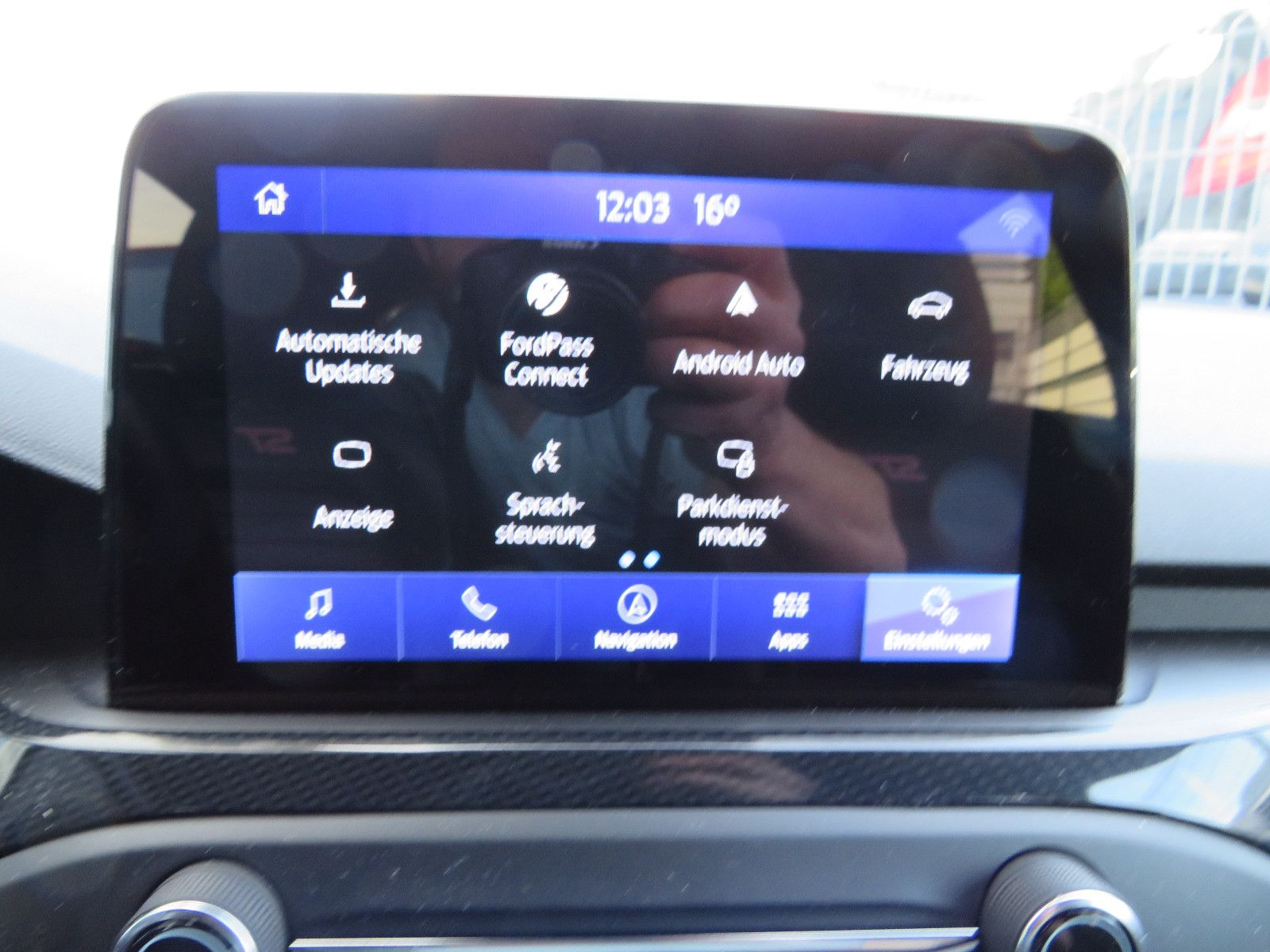 Fahrzeugabbildung Ford Focus Lim. ST