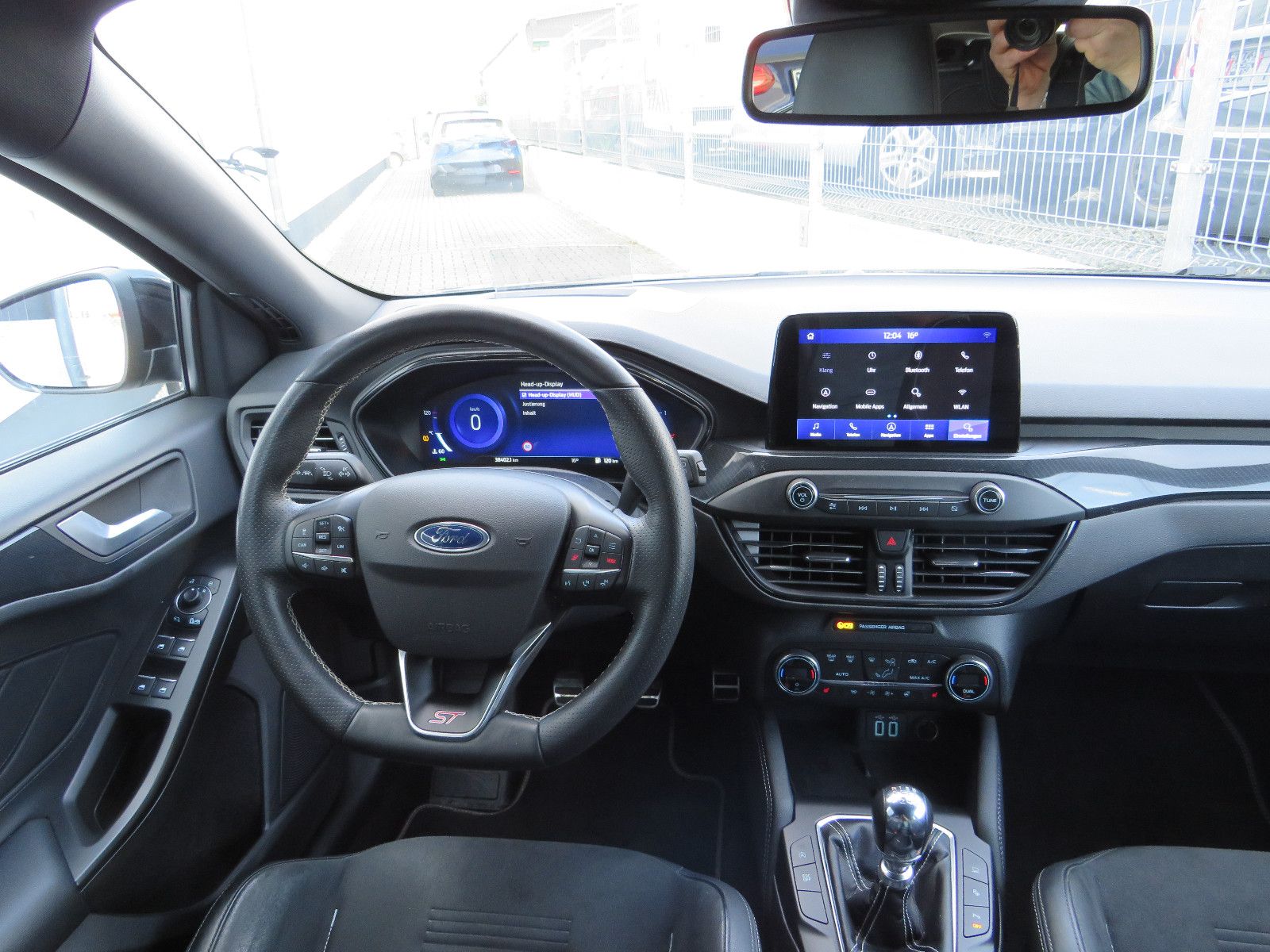 Fahrzeugabbildung Ford Focus Lim. ST